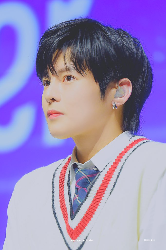 wonchu1218's tweet photo. #AprilFoolsDay 

만우절이지만 
조아하는 내 마음은 진짜 

 #Ciipher #싸이퍼 
#도환 #휘 #현빈 https://t.co/4n4IVyuNgt
