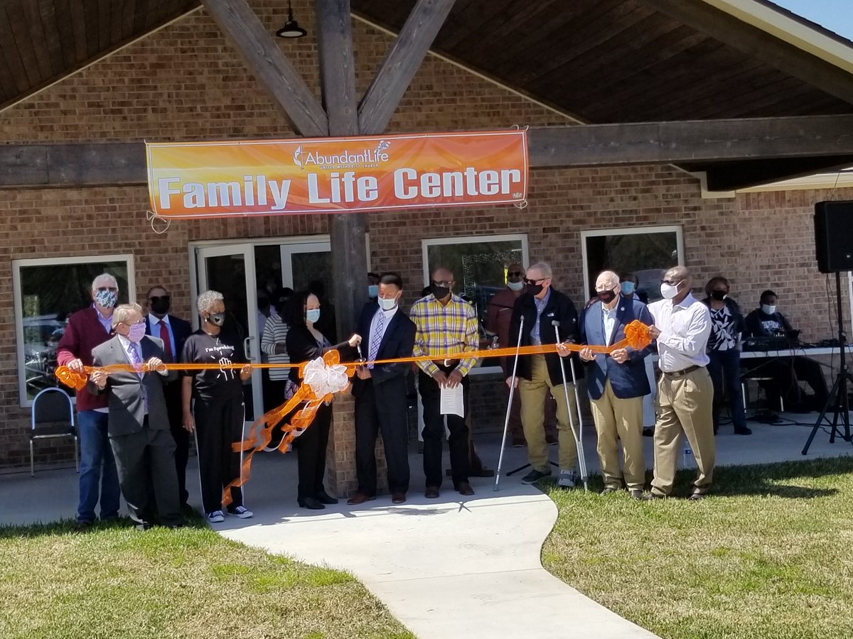 txumc's tweet photo. Congratulations to Abundant Life United Methodist Church on the opening celebration of the new Family Life Center! https://t.co/lT9rzDMKMs