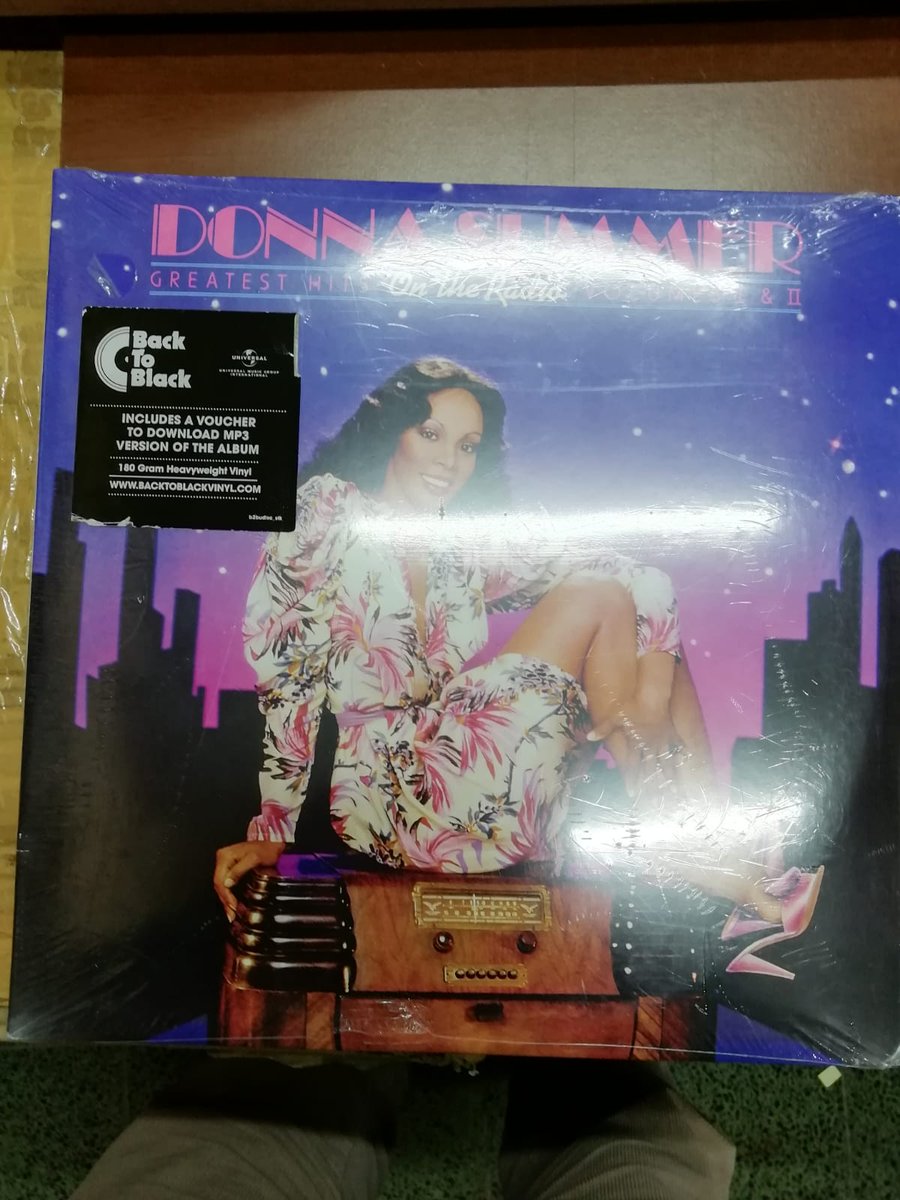 VDiscogs's tweet image. These 3 Mint Condition Vinyl's shipping to Leeds-England :) One of the fastest shipping route :)