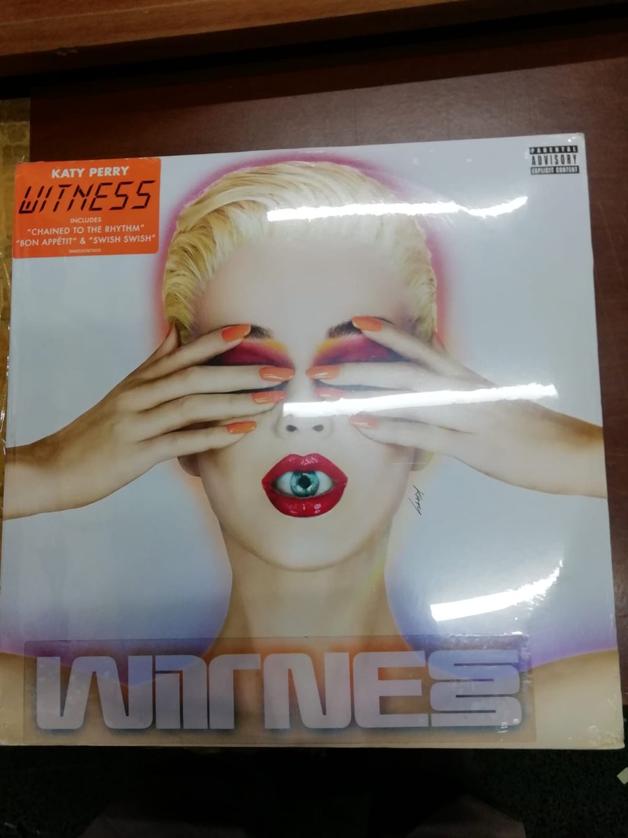 VDiscogs's tweet image. These 3 Mint Condition Vinyl's shipping to Leeds-England :) One of the fastest shipping route :)