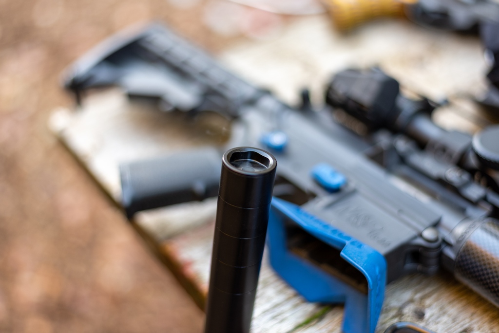 BritFire556's tweet photo. Smokey suppressor! Well, as much as .22lr allows.
#suppressor #firearm #british #smokey #britfire #shootingrange #ar15 https://t.co/VfdLQTmOnk
