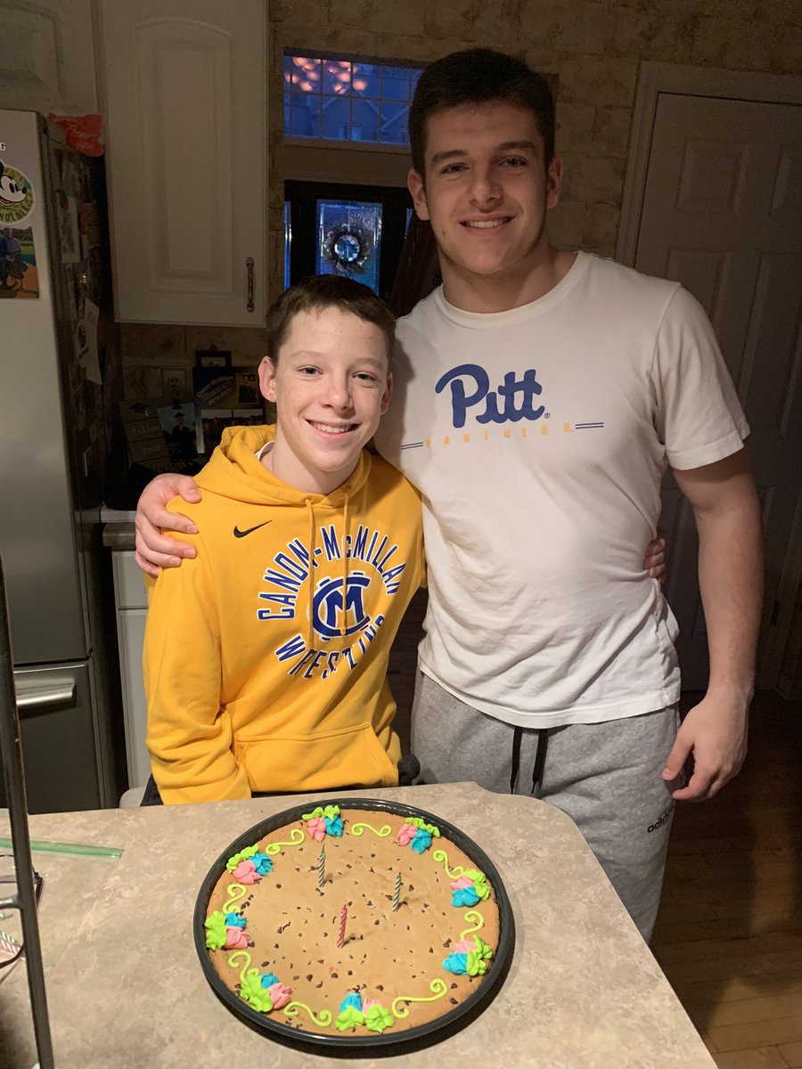 dillon_od9's tweet photo. Happy 18th Birthday @o_conlan 💪🏻Glad to call someone like you my brother🤞🏻🖤 https://t.co/wlrZ8o7HPD