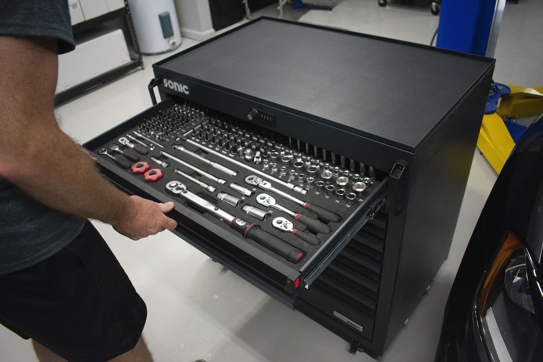 sonictoolsusa's tweet photo. "When I need something, whether it's a tool, a product, a warranty, or just have a question, they are always there for me." - Southside Autowerks

Experience the #SonicDifference for yourself today!

#sonictools #organization #efficient #handtools #toolbox #toolstorage https://t.co/KmM5fqWlXe