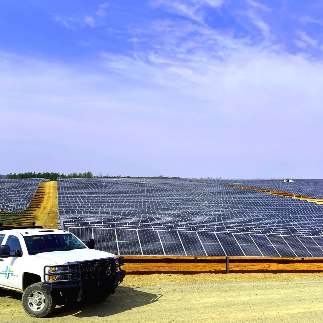 STARCOMM is a big supporter of renewable energy. This shot was taken from a recent delivery of our solar security trailers to a large solar farm. That's a whole lot of solar power!

bddy.me/3waRVNr 

#solarenergy #solarenergycompanies #Solarsecuritycamera
#solarsecurity