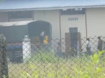 Erk21340766's tweet photo. Rations stored in Nyaungtone township are all robbed by terrorist group. These have been kept to support civilians during Covid-19 pandemic.

UNSC ACT NOW
#Mar31Coup
#WhatsHappeningInMyanmar

@UN_HRC @UNinMyanmar @USEmbassyBurma @freya_cole @TostevinM @KenRoth https://t.co/RAgA3e8HQR