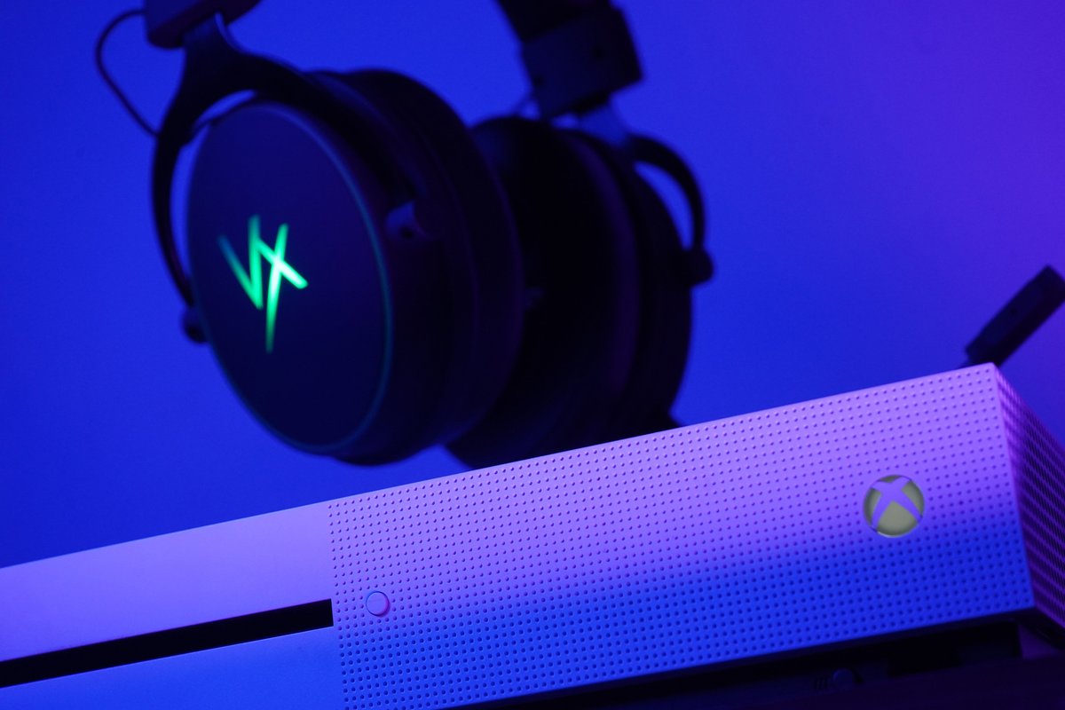 velocilinx's tweet photo. Your #Areios gaming headset can be utilized on all gaming platforms. From #Xbox to #Playstation to #PC.
⁉️ Which #gaming platform is YOUR preferred platform?
Check out more about our newest #gamingheadset! 🎮💚🎧
https://t.co/obijjiGPMD https://t.co/XBShOC6Hfb
