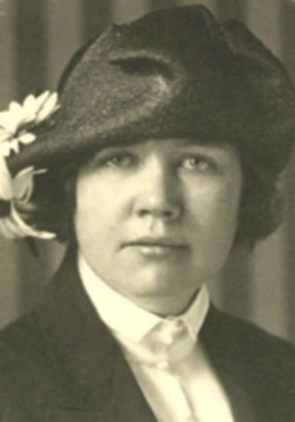 AriaVanir's tweet photo. Women's History Month!   Who collaborated to edit and publish the Little House book series? https://t.co/HgSsE2OBnx https://t.co/aLak1XzONi