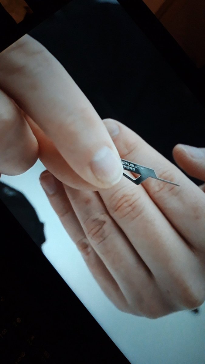 Raance01's tweet image. #ROGUNBOX