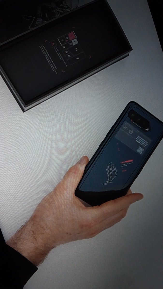 Raance01's tweet image. #ROGUNBOX