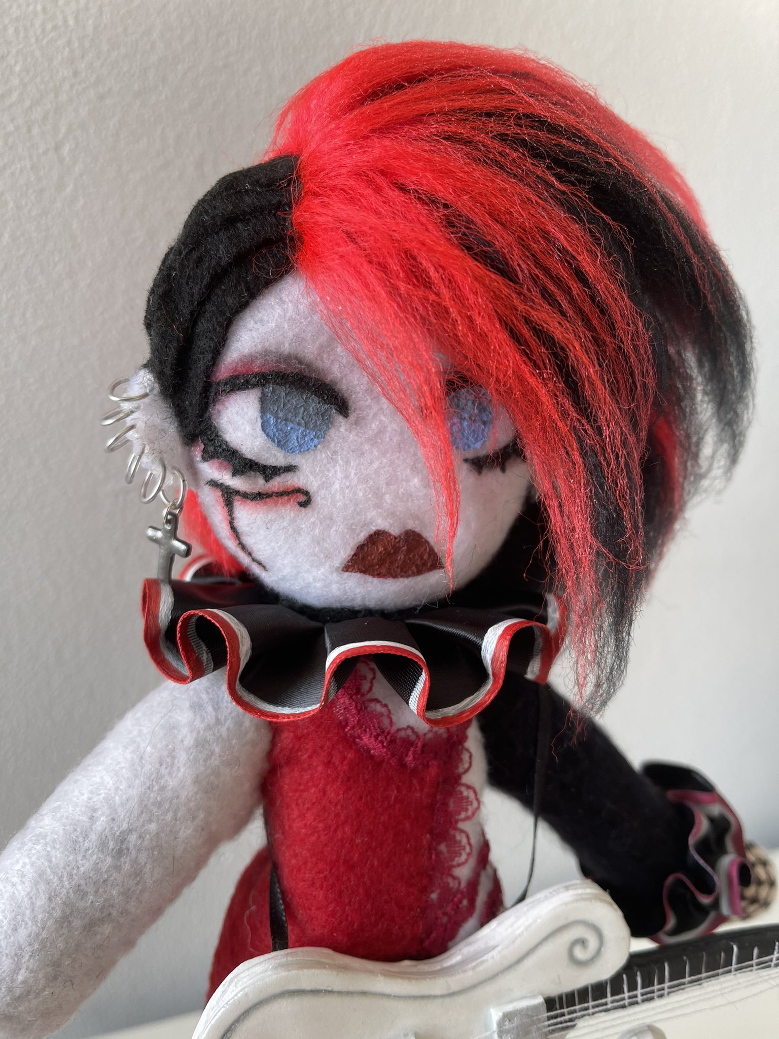 Lilly 🦇 على X: 