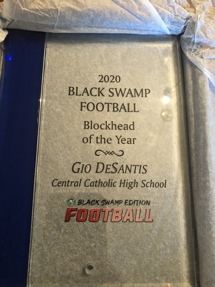 blackswampfb's tweet photo. Congrats to our award winners from @centralcatholic @ToledoCCHS_FB! Defensive Player of the Year @Dashun_Tanner and Blockhead of the Year (tough guy) @Giodesantis54 https://t.co/1QXBDH9FH4