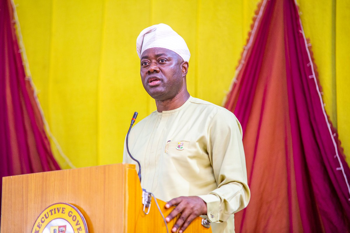 seyimakinde's tweet photo. This morning, we held a security meeting with the Traditional Council of Chiefs and heads of security agencies. As agreed at our inaugural Security Task Force meeting, I updated them on the measures we are implementing to address the security challenges in Oyo State. https://t.co/FJf15HtAJh