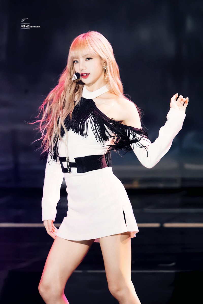 Tzuyu Pics On Twitter Lisa Blackpink Aprilfoolsday