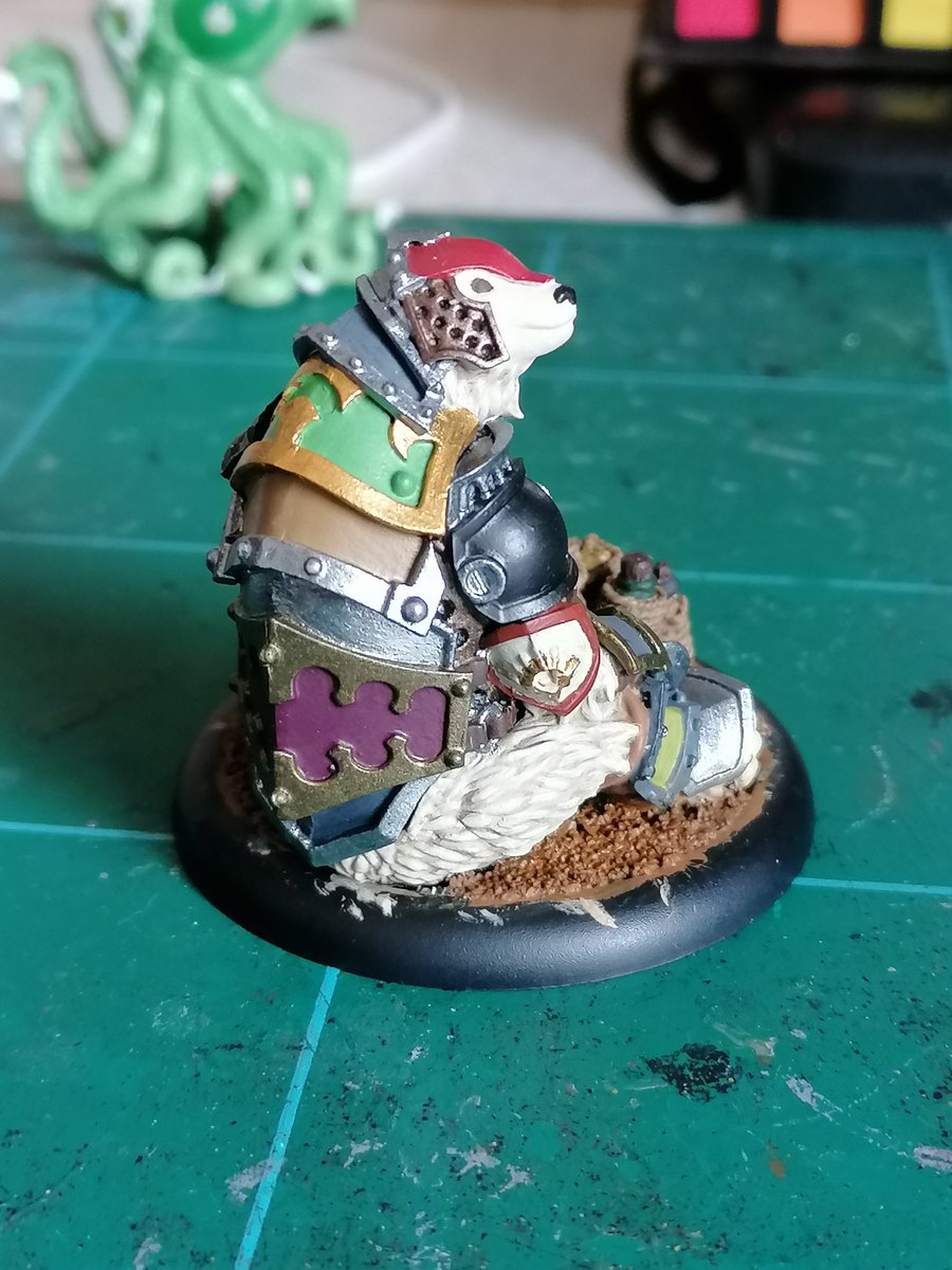 LuckGod84's tweet photo. @privateerpress I'm trying to finish bumble tonight for the #PointADay #PaintPledge for the painting groups challenge https://t.co/tbrOKo3bch