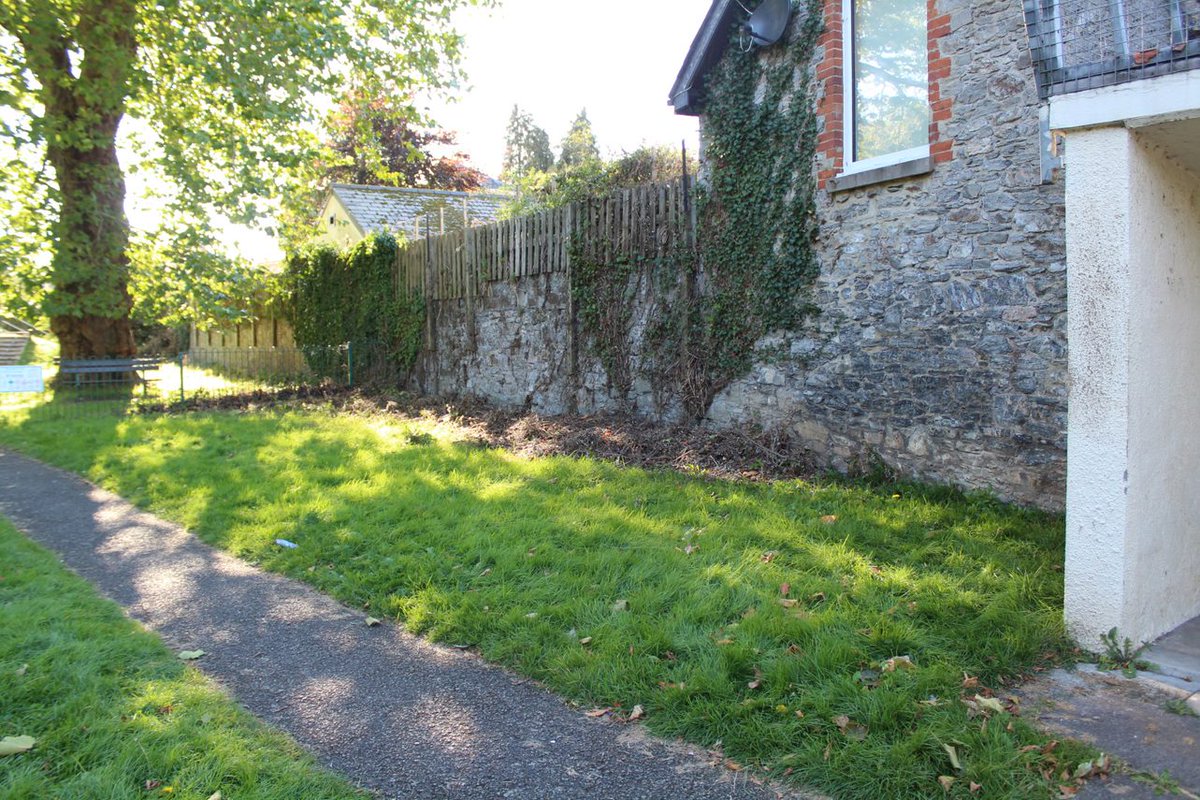 VetsOutdoorsUK's tweet photo. We are very proud to be supporting once again Be Buckfastleigh and their project in Victoria Garden. We are also indebted to the funding we received from the Armed Forces Covenant Fund Trust - Forces for Change.
#community #veteran #gardening #afcft #bebuckfastleigh https://t.co/FT06CCnufs