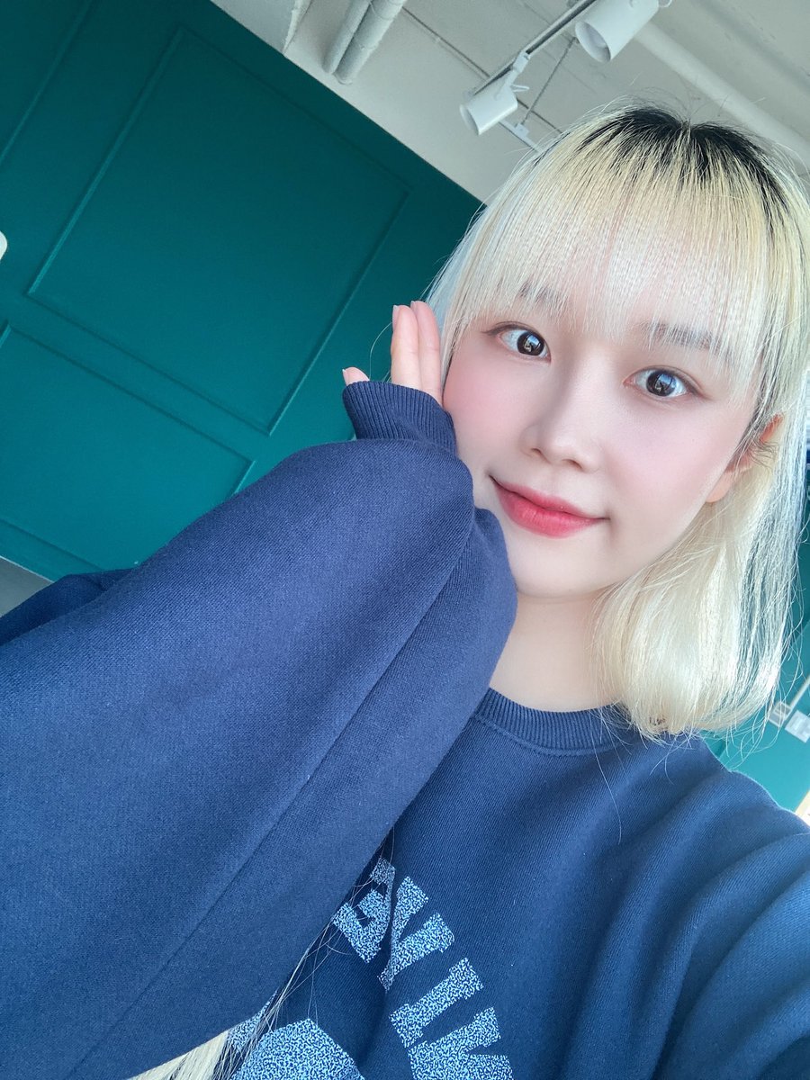 [#새봄] 디어 영상 재밌게 보셨나앙? 🙄💙 항상 고마와요 !!!!!!!!!!!!!!!🤍 #진짜루 #진짜진짜루 #고마워🤍