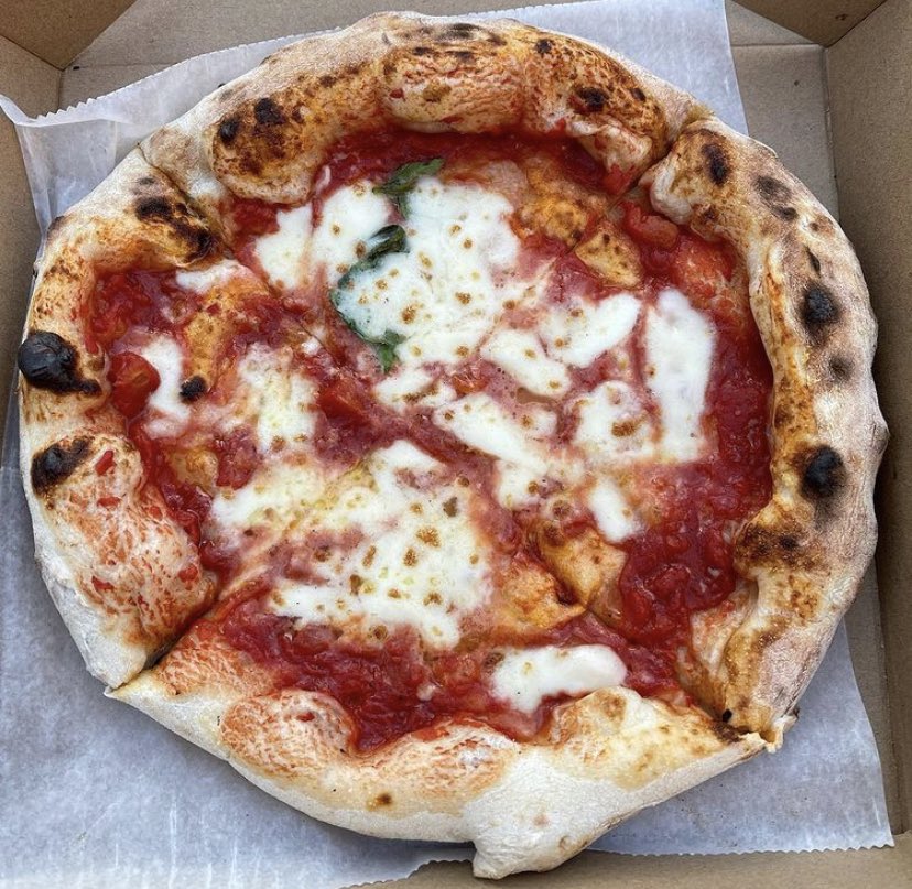 NeaExpress's tweet image. #Vegan options available! (As well as #glutenfree) 😉🤤 #pizza #nyceats #nycpizza #nycfood The BEST Authentic Neapolitan pizzas... found on our eco-friendly food trucks AND in our storefronts! 🏙🚐 ig: @ neaexpress