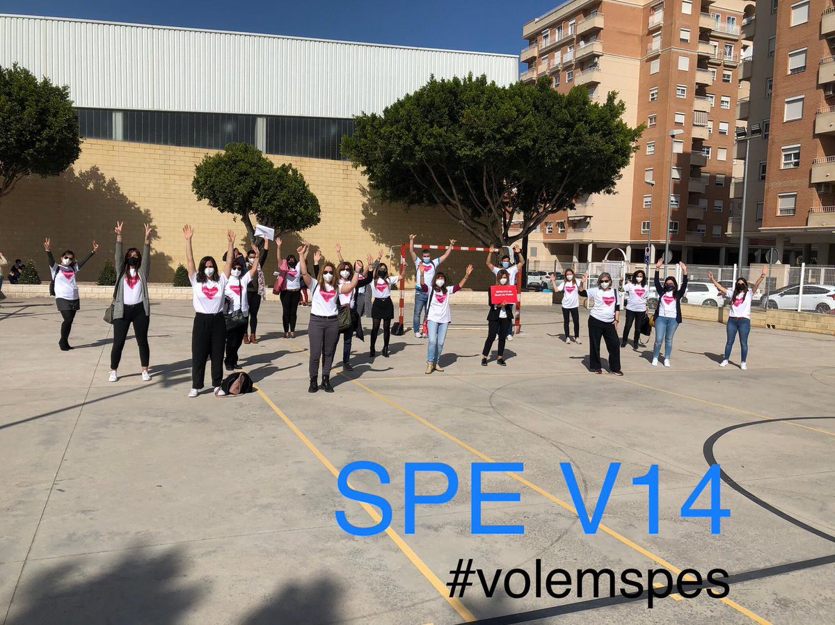 juanviblazquez's tweet photo. #volemspes equipazo!!! #inclusión #diversidad #educación @gvaeducacio https://t.co/EBbJ8OBxHs