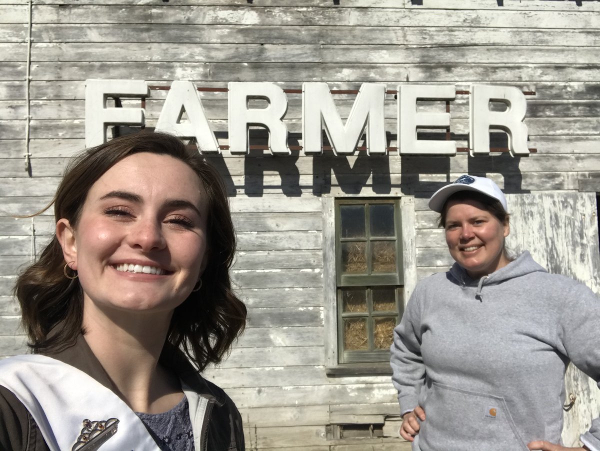 Alice_Dairyland's tweet photo. Earlier this month I visited the farm of Inga Witscher, the host of  #AroundTheFarmTable which plays on Wisconsin Public Television @PBSWI. 💙🎉

Learn more at https://t.co/fmwGdTXmoo!🎉
#wisconsincheese #proudlywisconsin #73rdalice
Picture by Photo by Joe Maurer https://t.co/2QXyCUNIO7