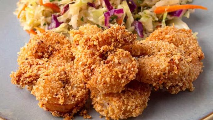 KetoandJoy's tweet photo. #KetoRecipes | How To Make This #Keto Bang Bang Shrimp with Asian Slaw https://t.co/G0UVYXh5Ex

#Recipes #Cooking #Seafood https://t.co/Thw8dFa9Iq