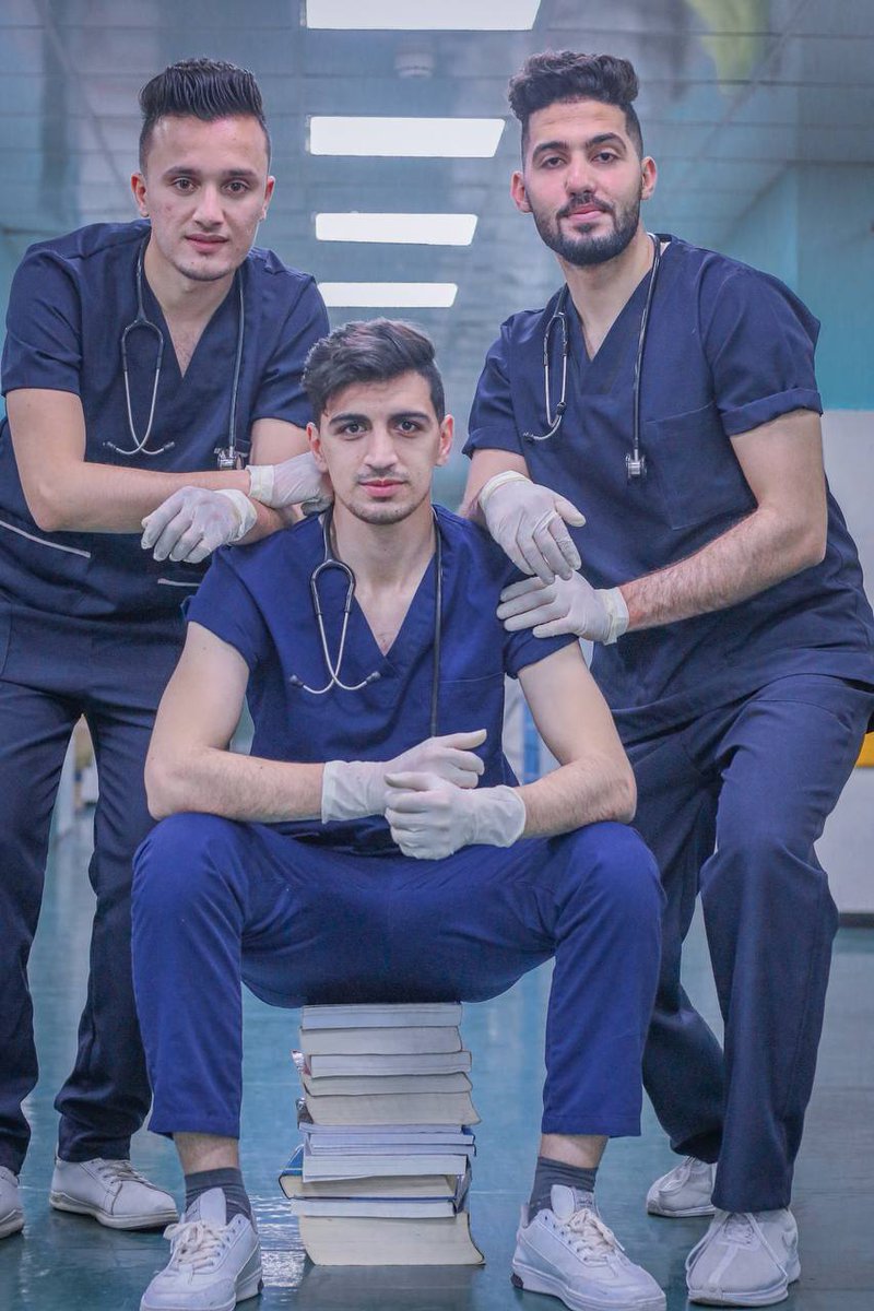 AbedSaeed7667's tweet photo. Graduation is getting closer and more real!❤️
One of the S.U.R.V.I.V.O.R.S 🔥
TB:@NooorM7md99 https://t.co/FnehiwlMSV