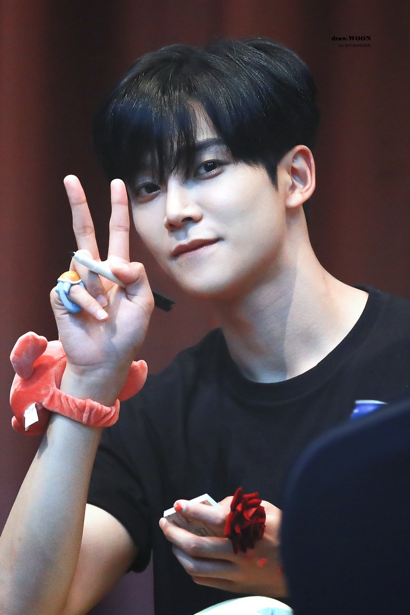 draw_WOON's tweet photo. 좋은꿈🌙

#SF9 #에스에프나인 #로운 #ROWOON #ロウン #김석우 #金路云 https://t.co/KIkC41ejPt
