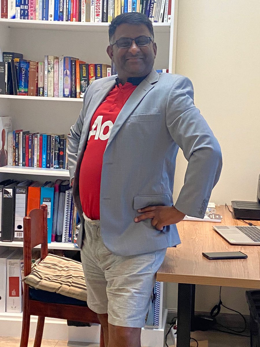 SurjooSurajh's tweet photo. @marketachievers #hellogenius2021 Marketing drives business growth...Go marketers, bring on your genius to 2021...re-build your brands post Covid-19! https://t.co/A2sWtCKDz7