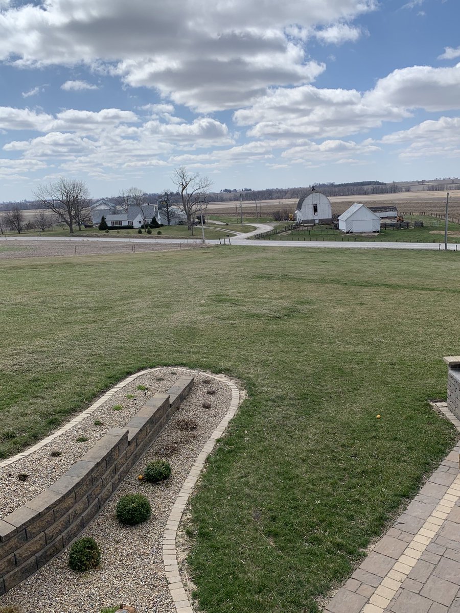 Looks at corn and bean prices
-texts wife-
So do we really need this big of a yard?