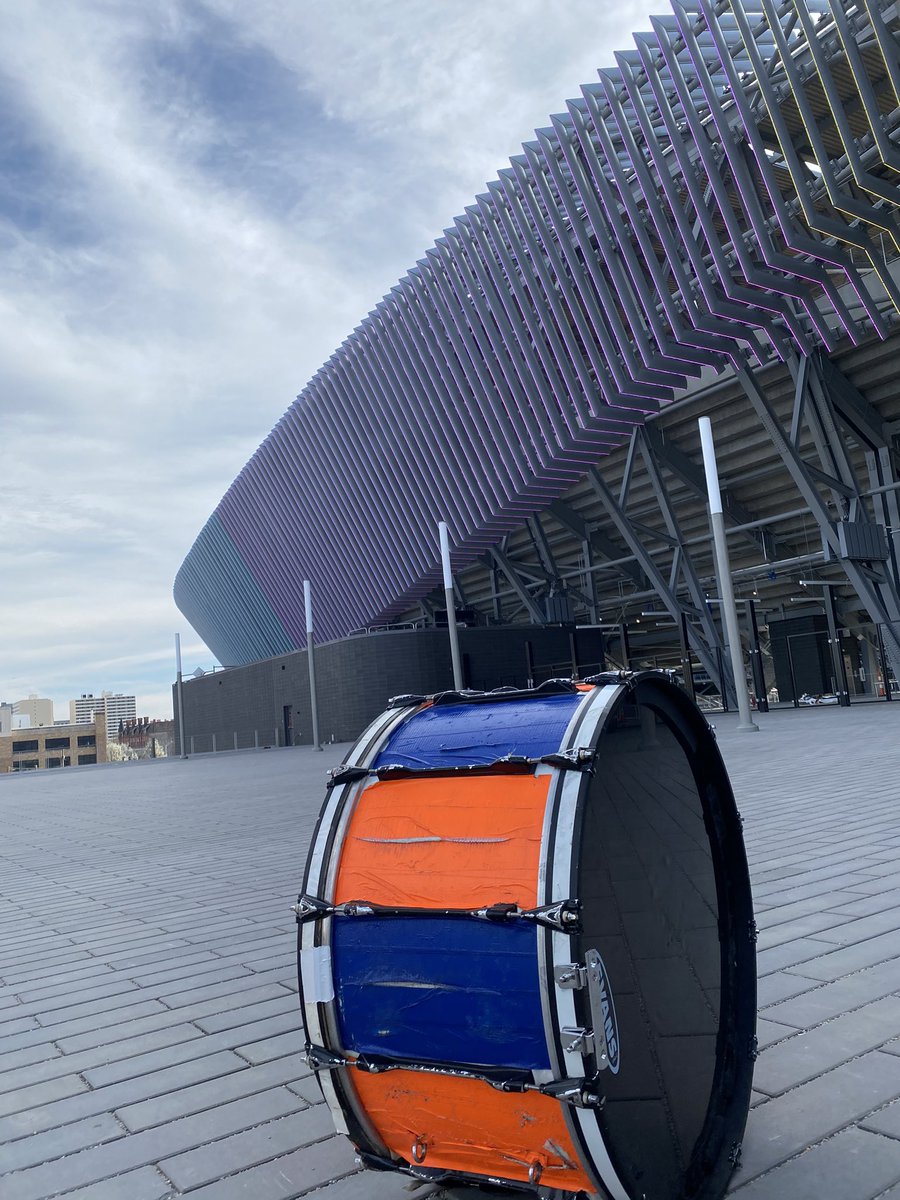 TheBriogaid's tweet photo. Anyone else struggling to believe this is real life? @fccincinnati @DieInnenstadt @Hangar937 @ThePrideCincy @WestEndStadium
#ThisIsSoccerInCincinnati #SeemsImpossible
#ItHasOnlyBeenSixYears
#WeDidThisTogether
#FCCincy #TheBailey #WestEndStadium https://t.co/tNRc9ZCCaG