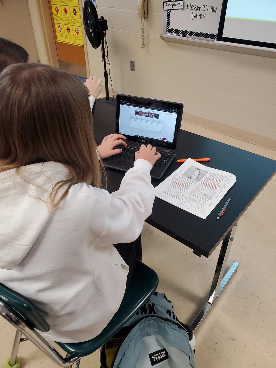 7th grade scientists learn how organisms require energy in order to reproduce by conducting an experiment with yeast <a href="/mps_russell/">Russell Middle</a>
