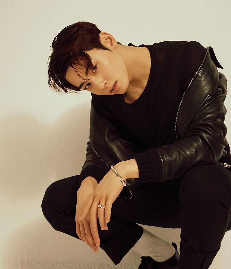 ً (@jjhlooks) on Twitter photo 