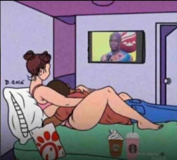 daniel_ansah1's tweet photo. "Babe yɛ fast na fa remote nu ma me na papa wei bɛ sɛe mood nu😒"...😂😂😂 https://t.co/RVrSjwSGOg