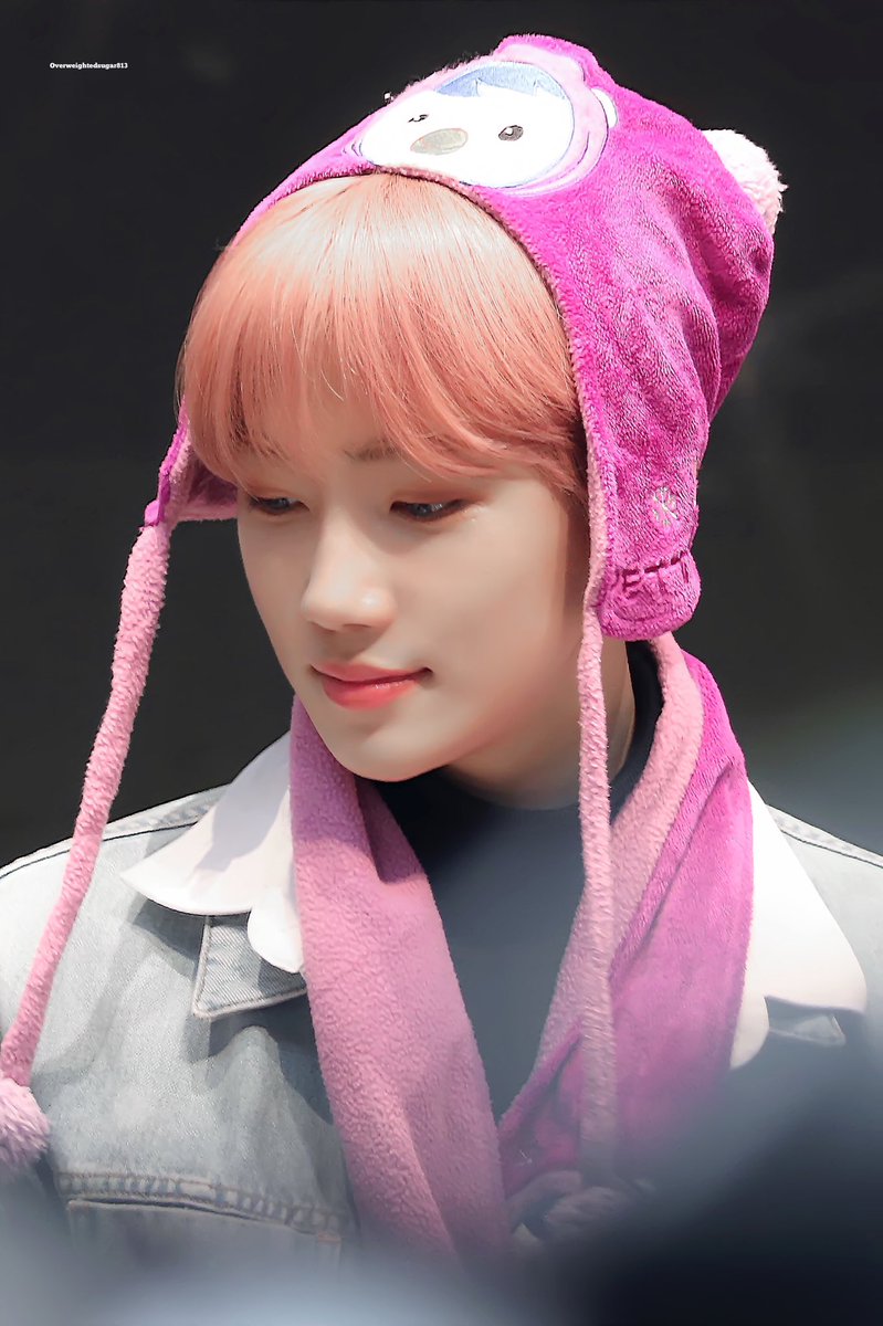 181208 

#HappyFoolsDay 

#THEBOYZ #더보이즈 #현재 #HYUNJAE  #NEW #최찬희 #뉴