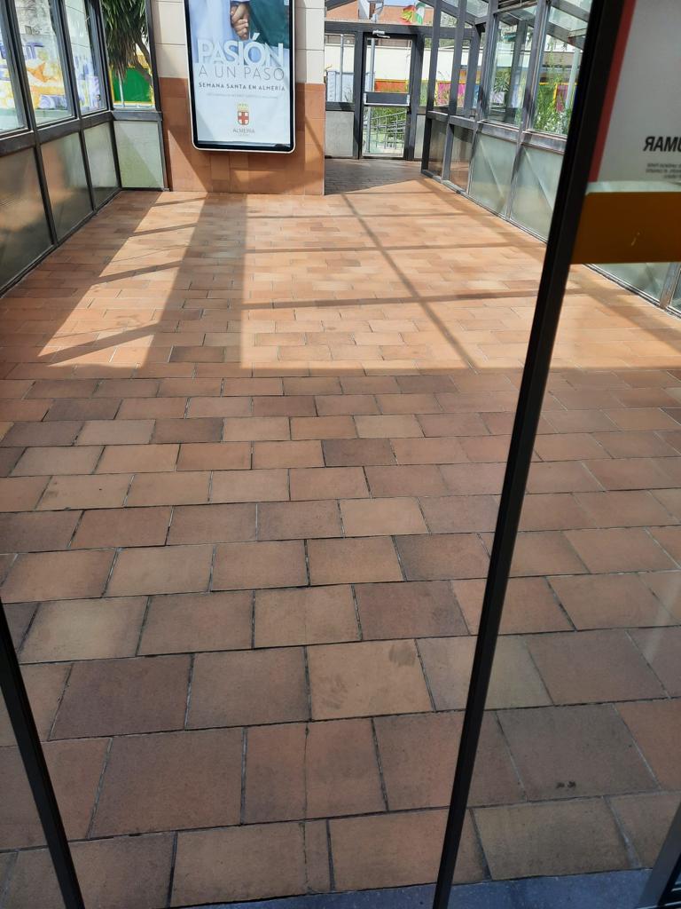 💧| Esta mañana se ha llevado a cabo la limpieza integral periódica del aparcamiento de Peñamefécit. <a href="/EPASSA_JAEN/">EPASSA</a>