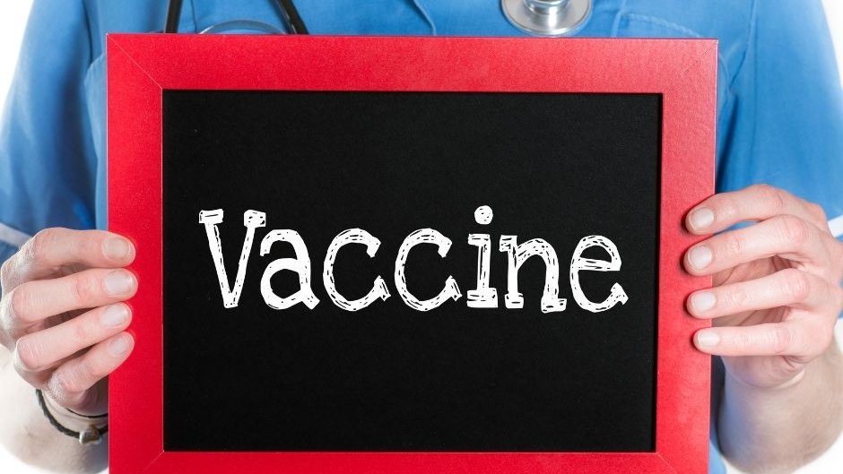 UnitedWaySumner's tweet image. Health workers will be giving Covid vaccines next week at the Gallatin Senior Citizens Center. But you MUST sign up by this Friday, April 2, by 10 a.m. To register, call 615-451-1531. #LiveUnited #UnitedWaySumner