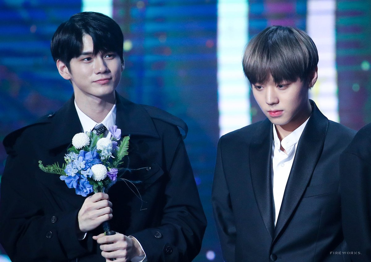 fireworksforHJ's tweet photo. [210401] 
 만우절

#AprilFools
#옹성우 #성우
#OngSeongwu
#박지훈 #지훈
#ParkJihoon https://t.co/S0SC5gGk9k