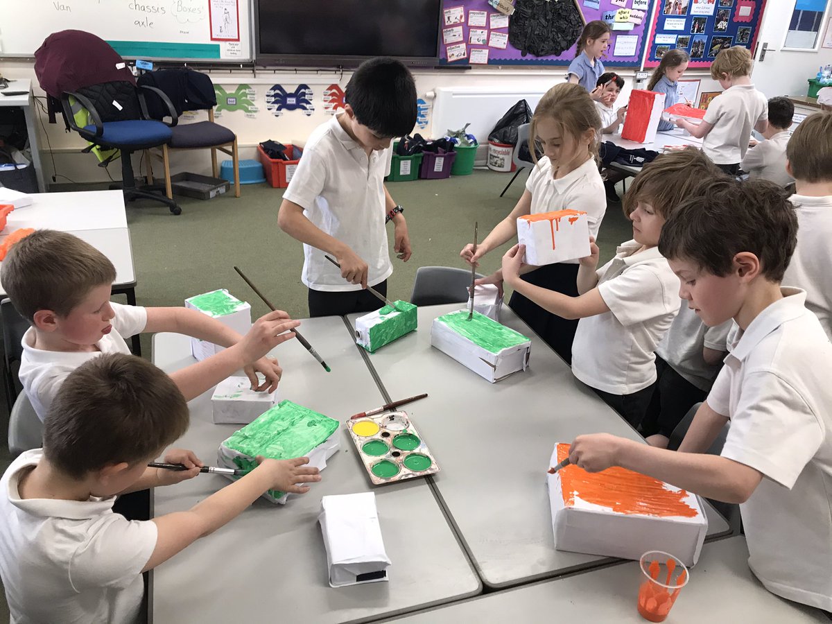 DanesfieldY2's tweet image. An enjoyable couple of D&amp;amp;T days. Sawing, glueing, painting and creating our own moving vehicle #wackywheels #dynamicdesigns @DanesfieldY2 @DanesfieldSchl