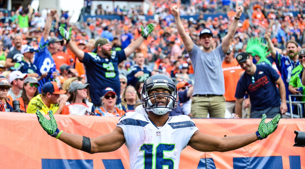 Only 1 NFL player has a 75% catch pct and 20 rec TD since 2018

▫️Tyler Lockett