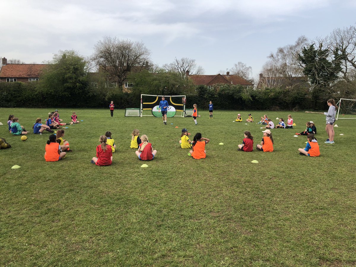 RossAndysSoccer's tweet photo. ⚽️ Girls Camp Week 1 ⚽️

Some quality football on show across all the age groups and more importantly lots of smiles and laughs!

Great to see so many of our Development Centre players attending alongside lots from @BerkhamstedR 

See you next week!

🔵R ⚪️A 
🔵S⚪️C https://t.co/VxRGEUmj8U