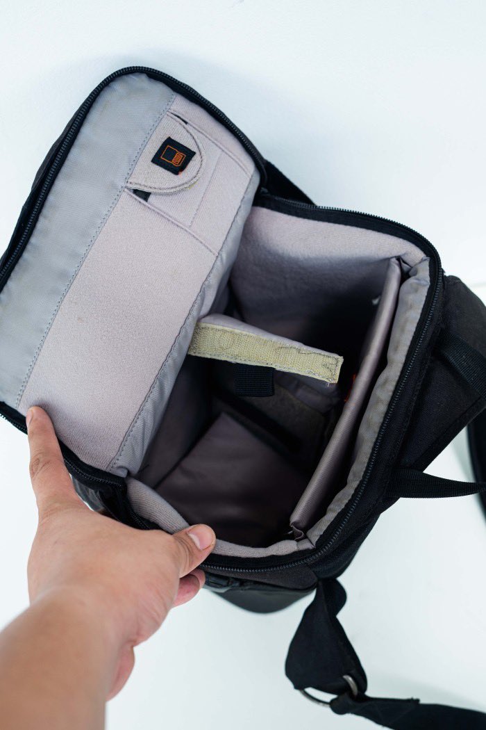 ppuffpuffbuff's tweet image. Lowepro sling bag "urban photo sling 250" tokopedia.link/i22nJWaY4eb #taskamera #lowepro #thriftshop