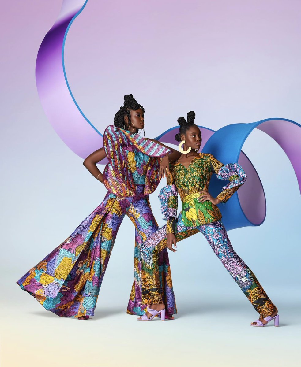 iamashantimag's tweet photo. Let loose, it's the freaking weekend!! RT if you love this!
📸: @vlisco 
.
#iamashantimag #shopblackowned #africanstyle #africanfashion #africandesigner  #african #fashion #africa #fashionweek #africanbeauty #africanfashiontrends #style  #africanqueen #blackgirlmagic #fabrics https://t.co/6gRgN9sUHl