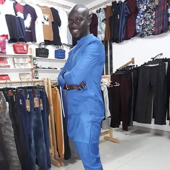 Adriano64220424's tweet image. 