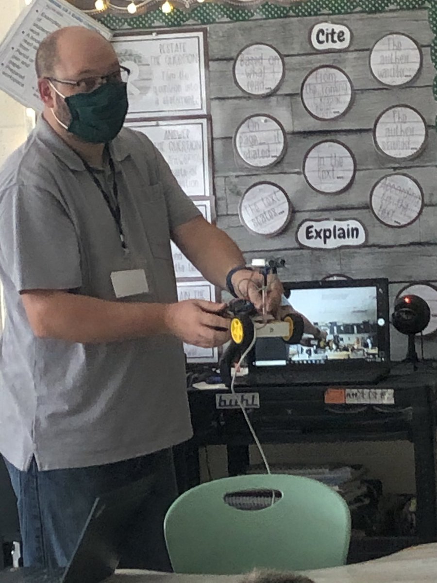 jschoepflin's tweet photo. Thank You Mr. Pirolli for making and presenting a self-driving car to provide authentic connections to the nonfiction text we are reading in @benchmark! #mepspride @MEPSSupt https://t.co/GUDeVuhEu9