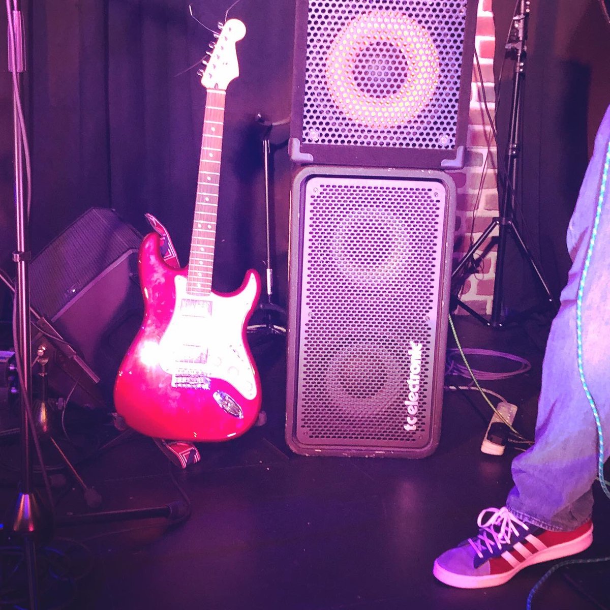 FerretPreston's tweet photo. Streaming live from The Ferret tonight. @Moonandthebeams & James G. Wilson. Tune in from 7pm at https://t.co/PsTG4oxCdl
#supportlivemusic #ferretpreston #theferret #livestreamgig https://t.co/tcSN5waMpI