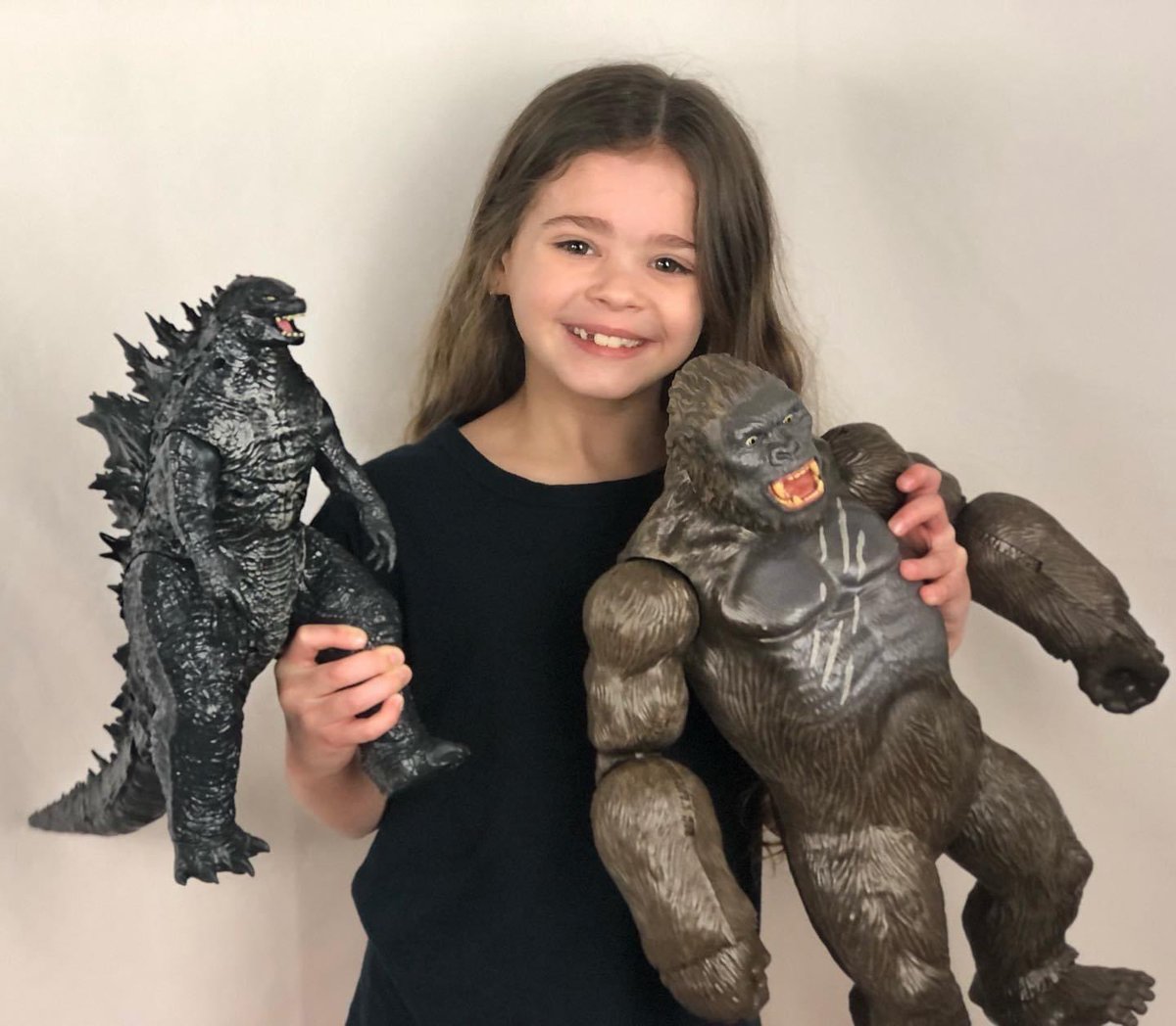 AdelynnSpoon's tweet photo. Godzilla vs Kong premieres today!! SO excited!  Who are you rooting for?! #teamkong 🦍.
.
.
.
#godzillavskong #kong #godzilla #monsters #movie #premiere https://t.co/sWYGtWTcom
