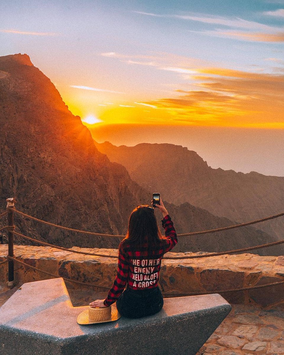 OYOUAE's tweet photo. Don't miss out on the irresistible sunset view of Ras Al Khaimah

Book your Sanitized stays today: https://t.co/NW6u4NNLy9

#RasAlKhaimah #Travel #Sunset #OYO #Mountains https://t.co/97lXAqgNQk