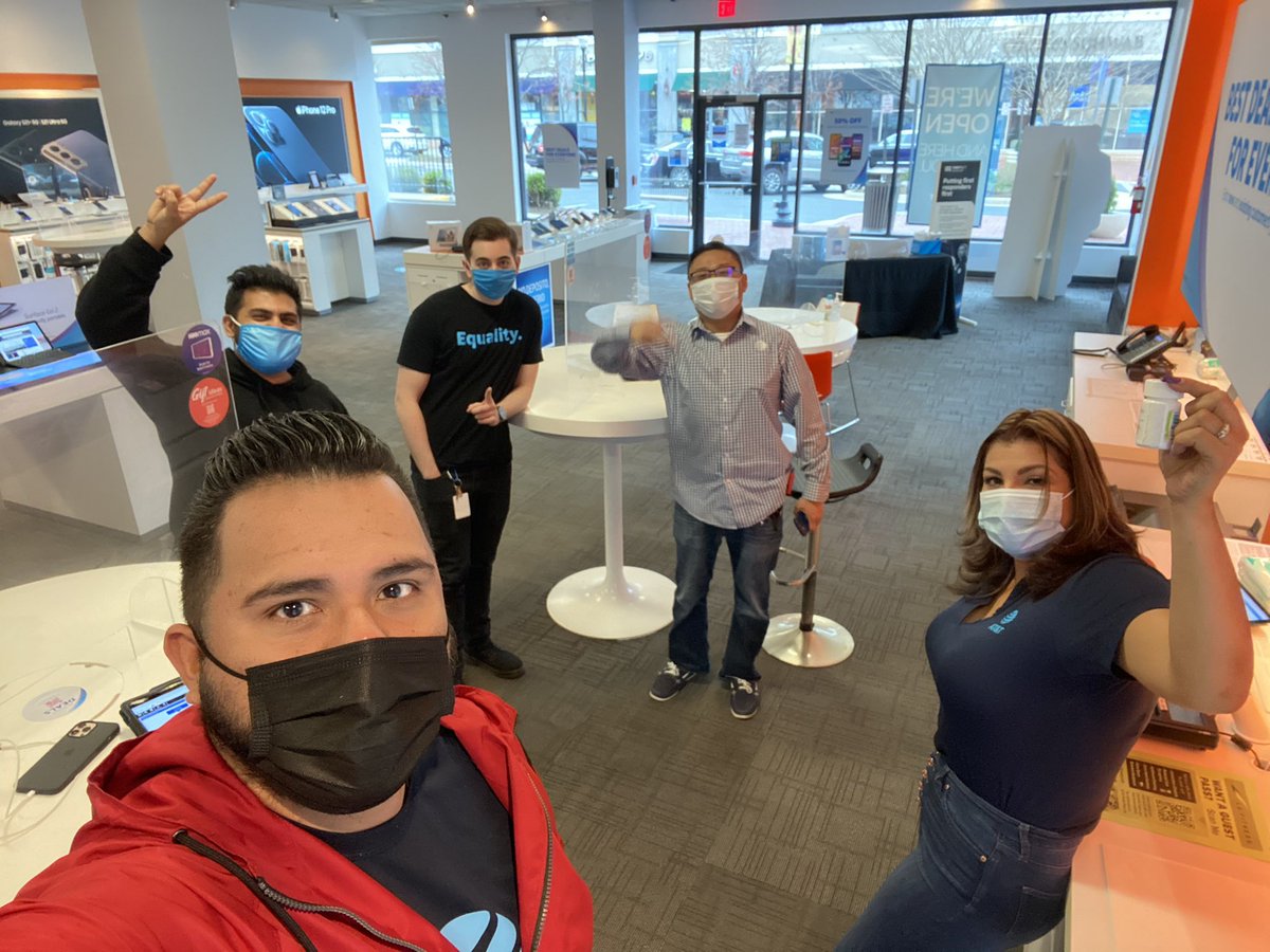 💰BUrg BIZ EXPERT squad 2021!
Proud of you guys thank for your hard work and dedication🙏
@VinceLeaks <a href="/JoffreyCastro/">Joffrey Castro</a> <a href="/404girl/">Betsy Francis</a> <a href="/DaleB1/">Dale S. Brown</a> @RS917T