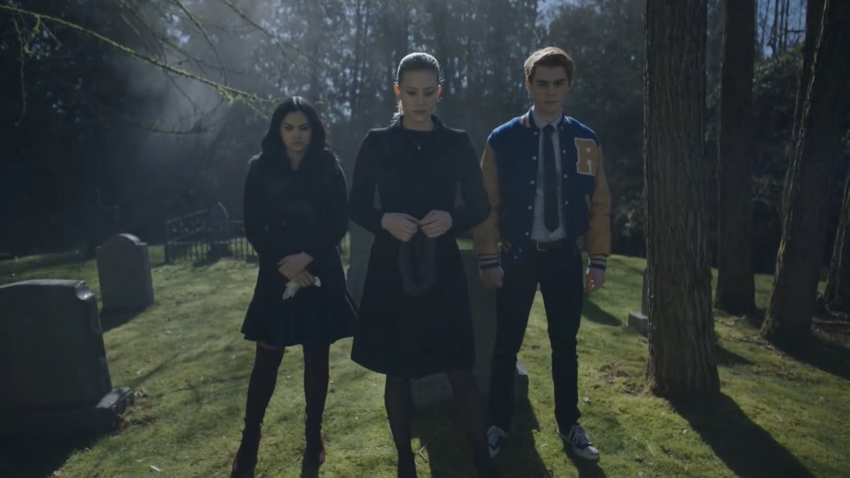 bughead’s best lines tweet media