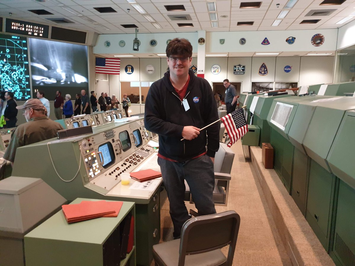 steveslater1987's tweet photo. I just changed my Twitter banner photo to this... it's definitive proof that I was in the #mocr room during the Apollo 11 EVA for all the doubters... @NickAstronomer @BenFeist @drdwhitehouse #building31 https://t.co/HUpZ6wlwDr