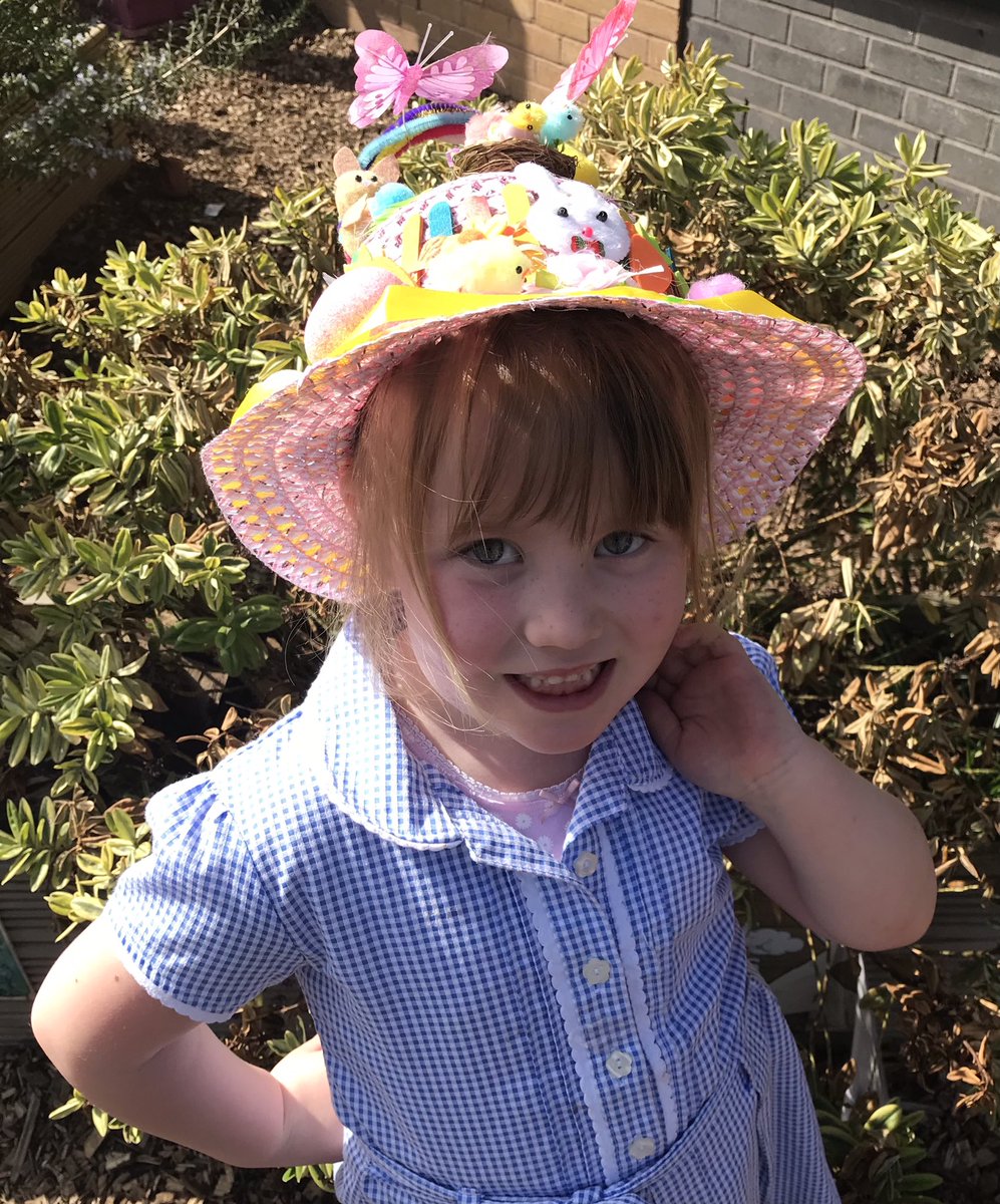 edwardeldersch's tweet photo. The children in Reception just love to pose!! We have never seen so many colourful eggs, bunnies, feathers and chicks! We have had such an amazing Easter Bonnet day! #littledivas https://t.co/nJdQGBZM1d